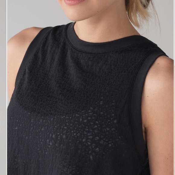 Lululemon Hint of Sheer Cropped Tank Top Sz 6 - Picture 3 of 12